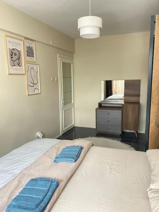 Comfy - Spacious Flat On The Kadikoey Seaside Leilighet Istanbul Eksteriør bilde